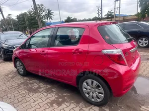Toyota Yaris 2014 Red