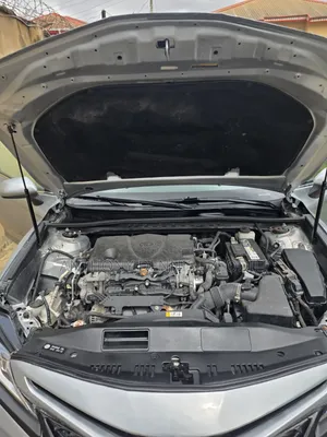 Toyota Camry SE FWD 2020 Silver