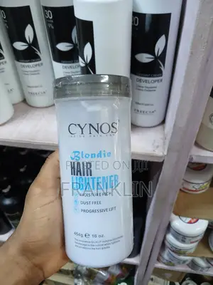Cynos Blondie Bleaching Powder