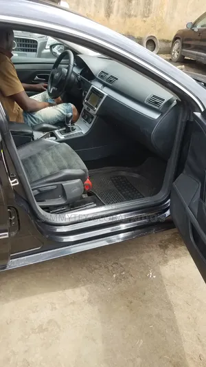 Volkswagen Passat 2014 Black