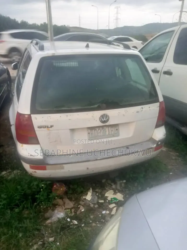 Volkswagen Golf 1999 White