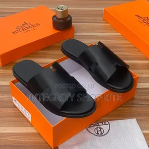 Hermès-Style Slip-on Flat Black
