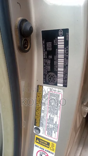Toyota Camry 2008 Gold