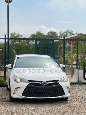 Toyota Camry 2016 White