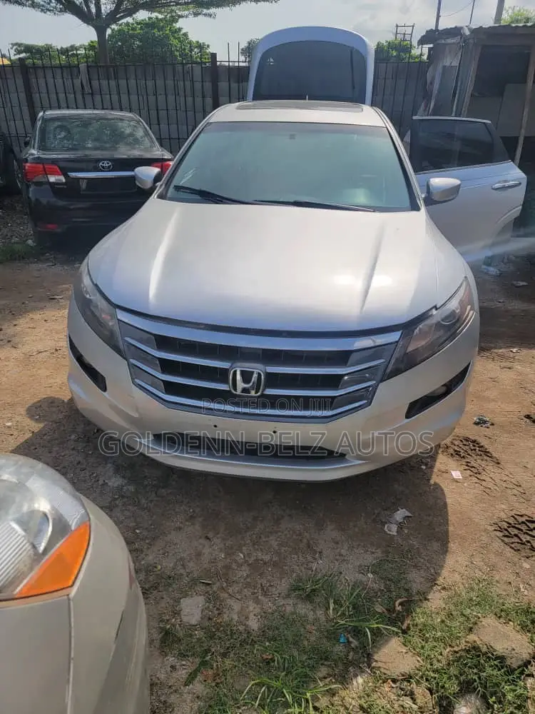 Honda Crosstour 2010 Silver