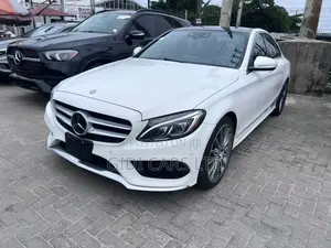 Mercedes-Benz C400 4Matic AWD Sedan (3.0L V6 7A) 2015 White