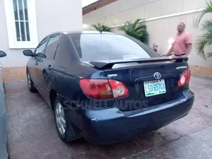 Toyota Corolla 2004 Blue