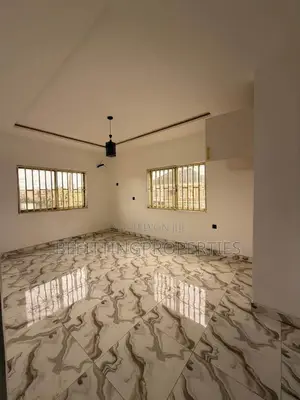 3bdrm Apartment in Ikeja for sale