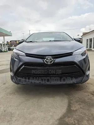 Toyota Corolla LE (1.8L 4cyl 2A) 2019 Gray