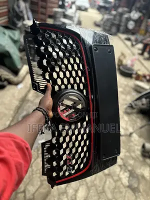 Front Grille Volkswagen Jetta and Golf 5 GLI