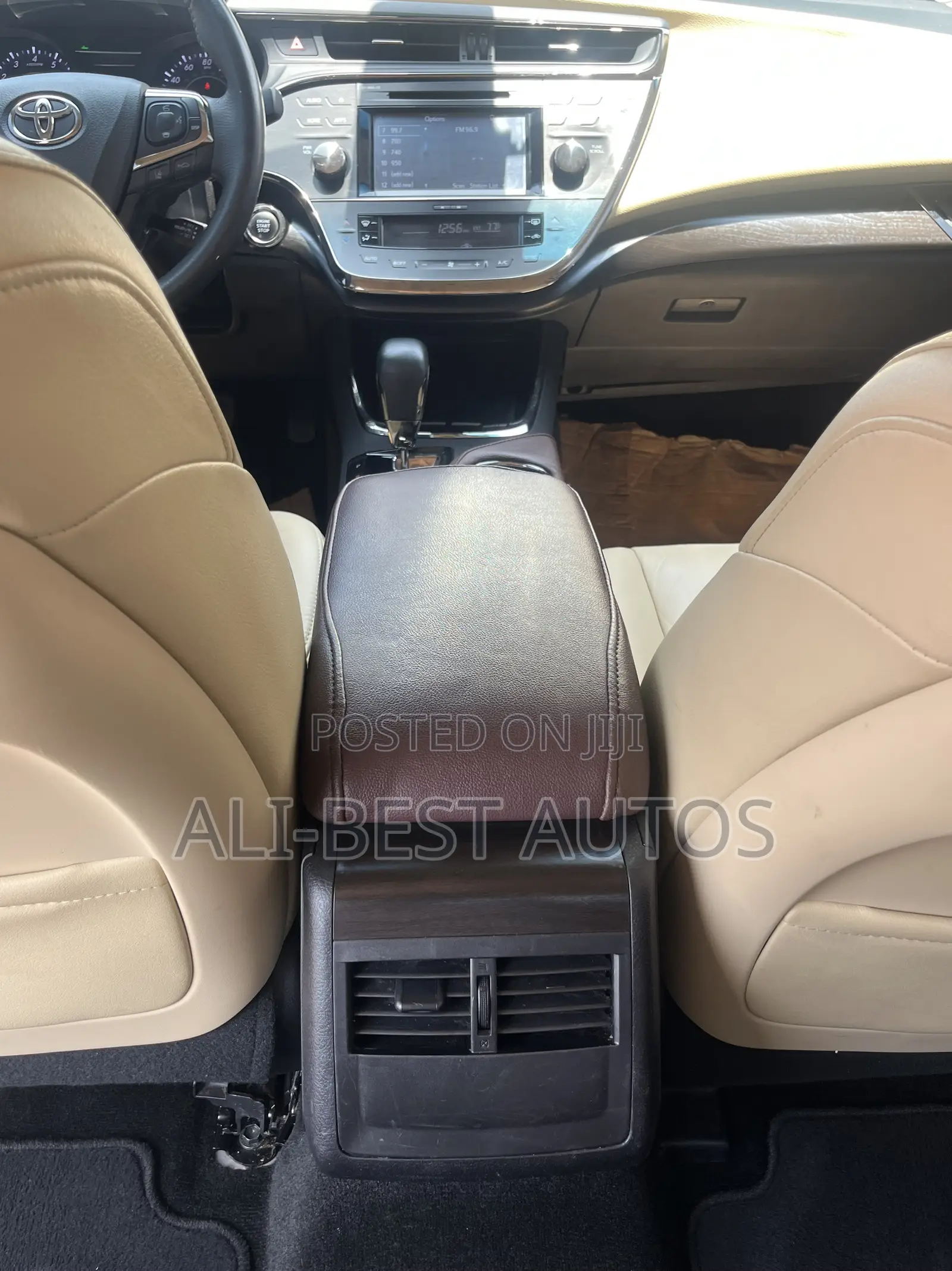 Toyota Avalon 2017 Gold
