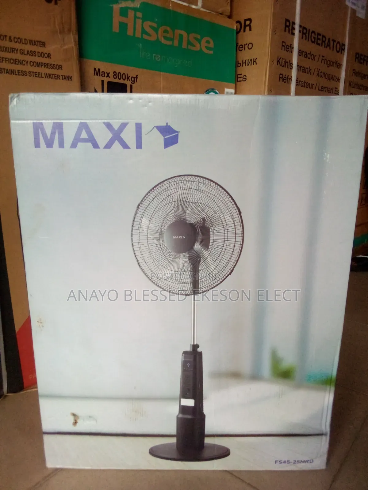 Maxi Rechargeable Standing Fan