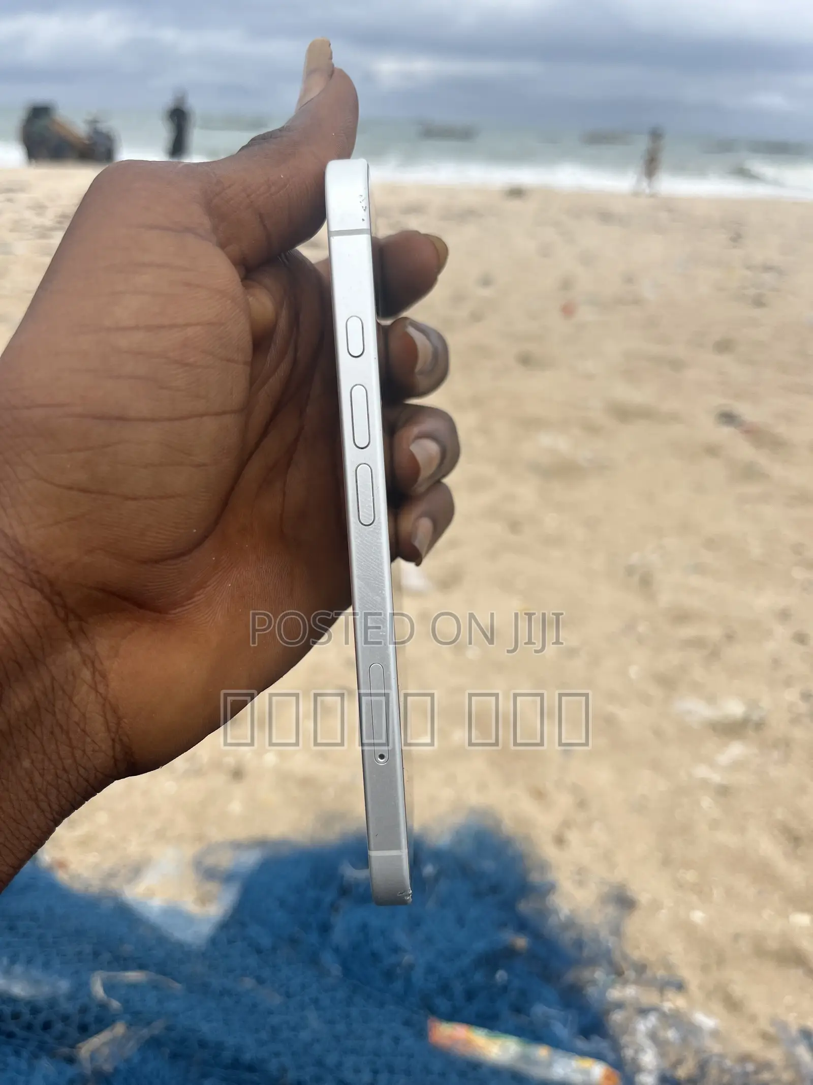 Apple iPhone 16 128 GB White