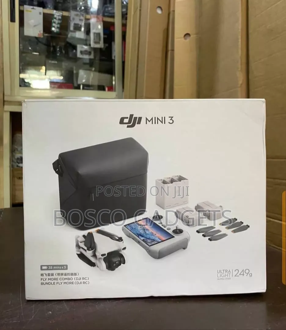 DJI Mini 3 Fly More Combo Drone