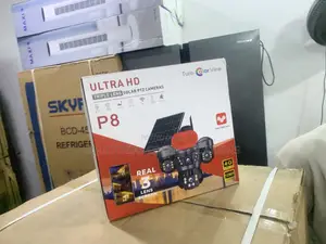Ultra HD Solar PTZ Camera With Triple Lens Surveillance