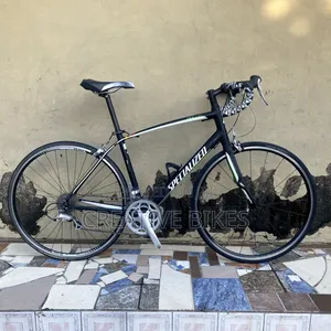 Specialized Professional 9speed Road Bike, Carbon Fork Bearing Rim