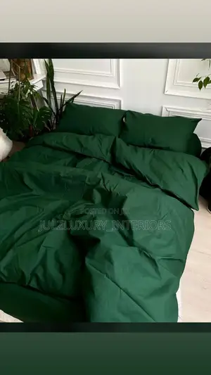 Leanas Comfort Signature Bedding Set