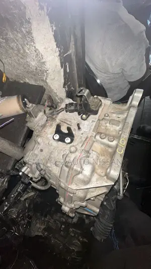 Gearbox Nissan Sentra 2015 Available