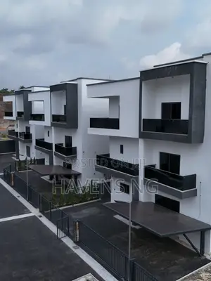 6bdrm Duplex in Katampe Extension for sale