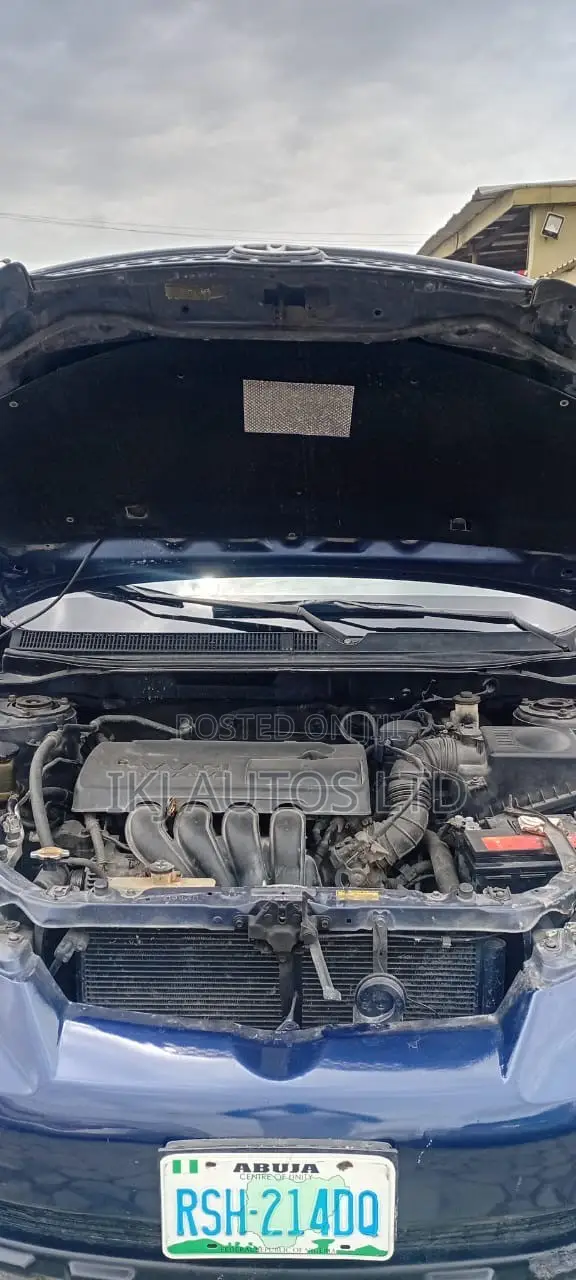 Toyota Matrix 2004 Blue