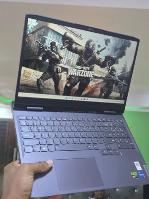 Laptop Lenovo LOQ 15IRH8 16GB Intel Core i5 SSD 1T