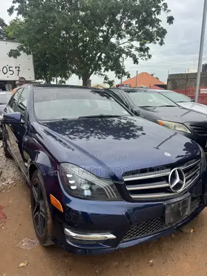 Mercedes-Benz C300 Sport 4Matic Sedan AWD (3.5L 6cyl 7A) 2013 Blue