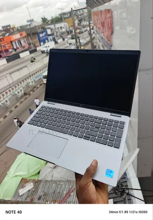 Laptop Dell Latitude 5520 16GB Intel Core i5 SSD 256GB