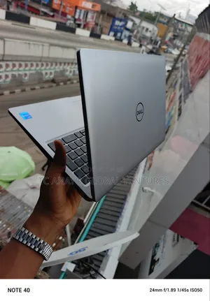 Laptop Dell Latitude 5520 16GB Intel Core i5 SSD 256GB
