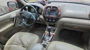 Toyota RAV4 Automatic 2003 Red