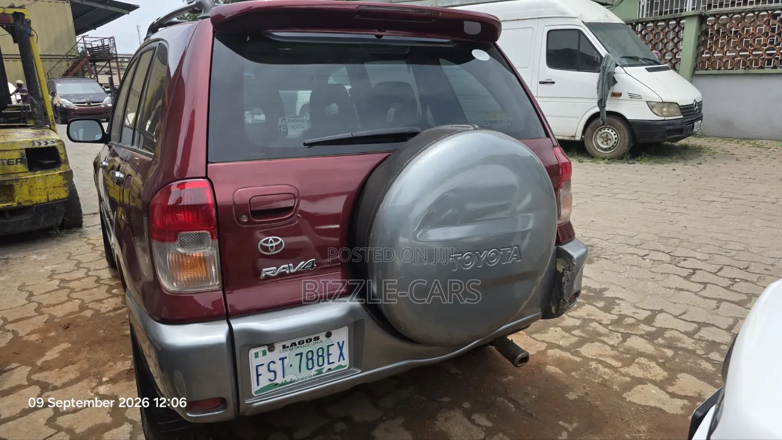 Toyota RAV4 Automatic 2003 Red