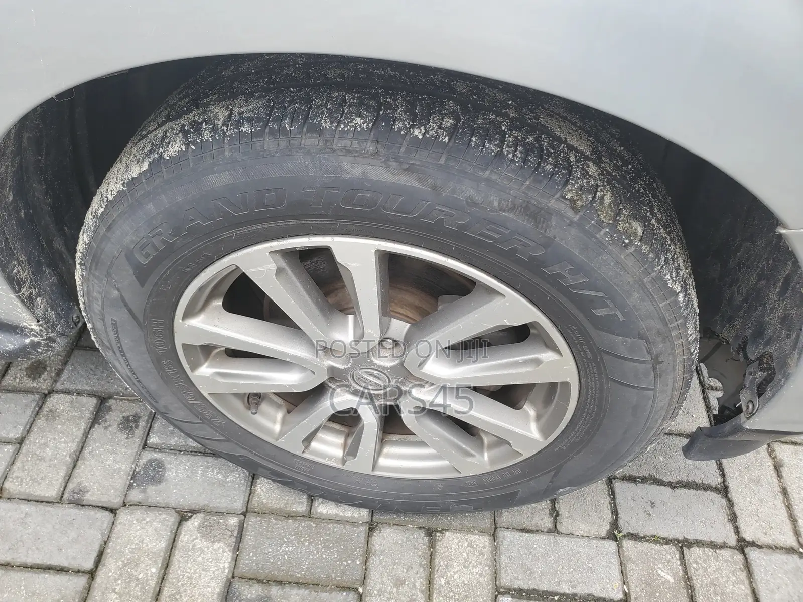 Nissan Pathfinder 2013 Silver