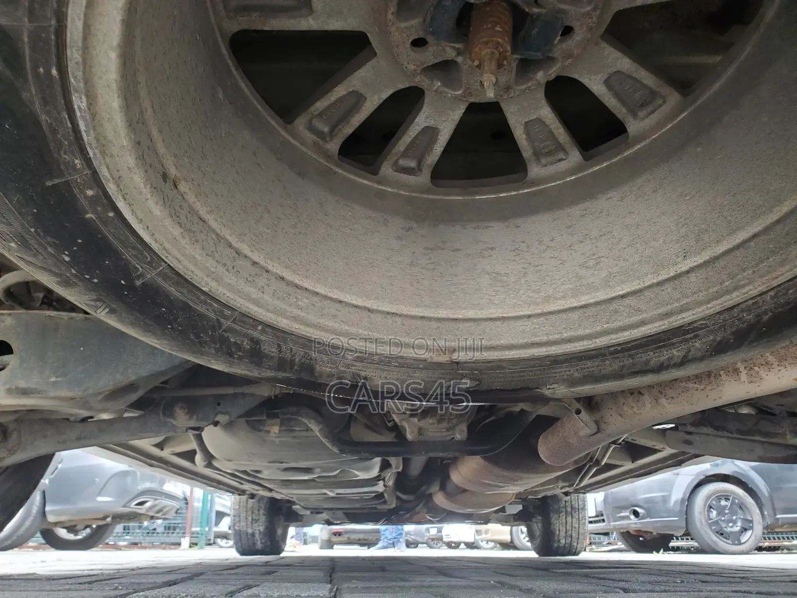 Nissan Pathfinder 2013 Silver