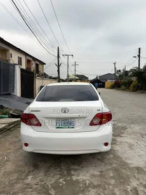 Toyota Corolla 2008 White