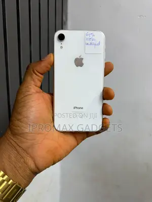 Apple iPhone XR 64 GB White