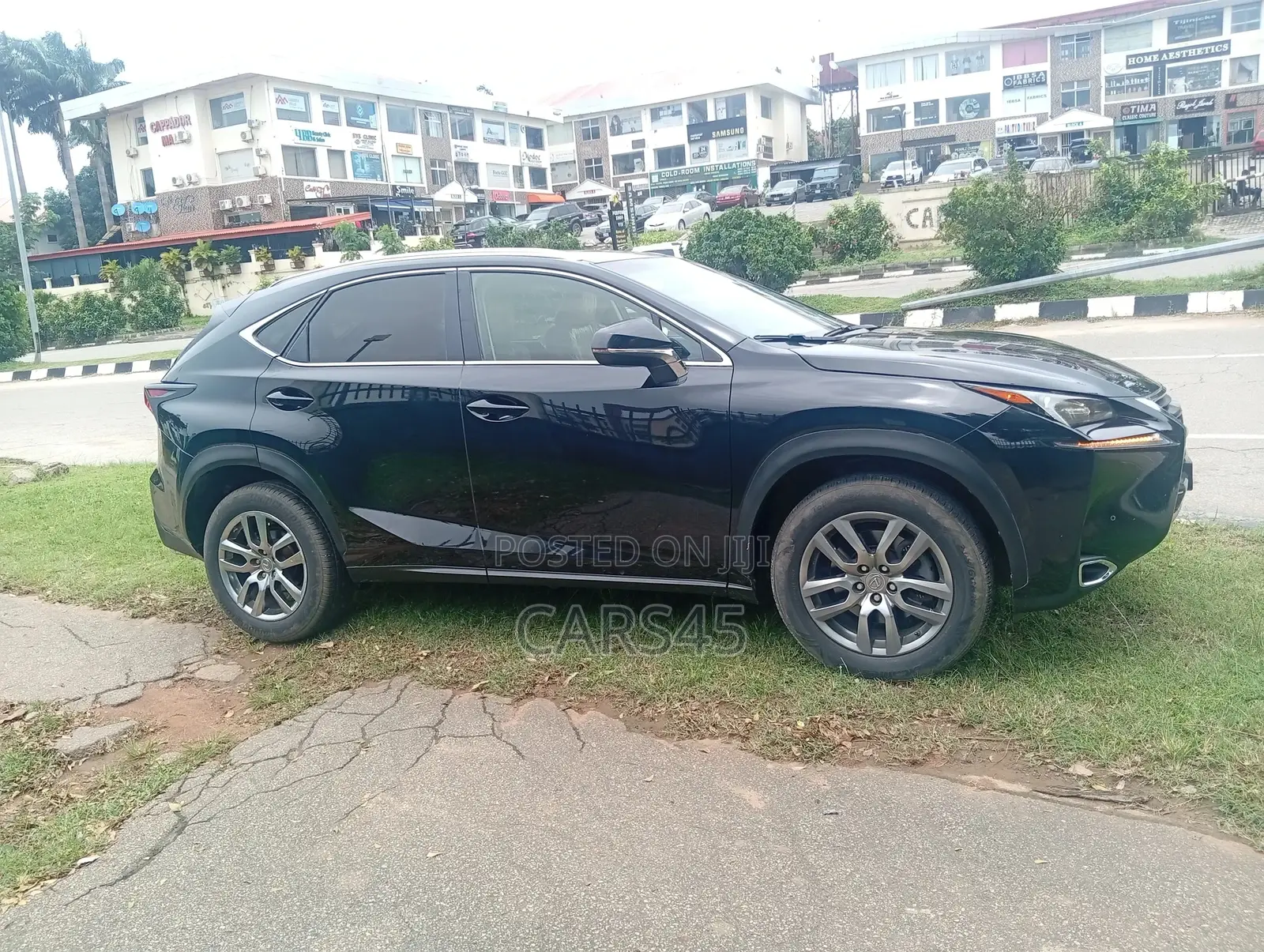Lexus NX 2016 Black