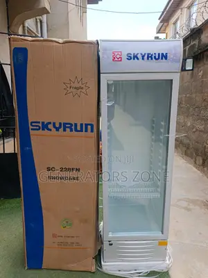 Skyrun SC-228FN Upright Showcase Chiller