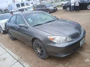 Toyota Camry 2003 Gray