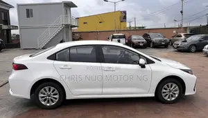 Toyota Corolla 2023 White
