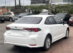 Toyota Corolla 2023 White