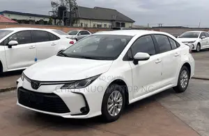 Toyota Corolla 2023 White