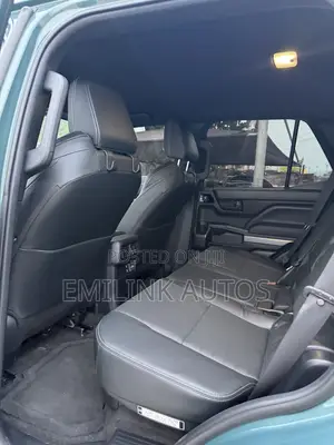 Toyota 4-Runner 2025 Green