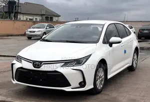 Toyota Corolla 2023 White