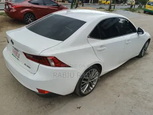 Lexus ES 2015 White