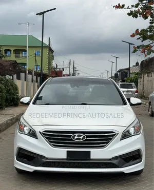 Hyundai Sonata Sport 2.0T Sedan FWD (2.0L 4cyl 6A) 2017 White