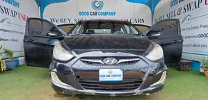 Hyundai Accent 2012 Black