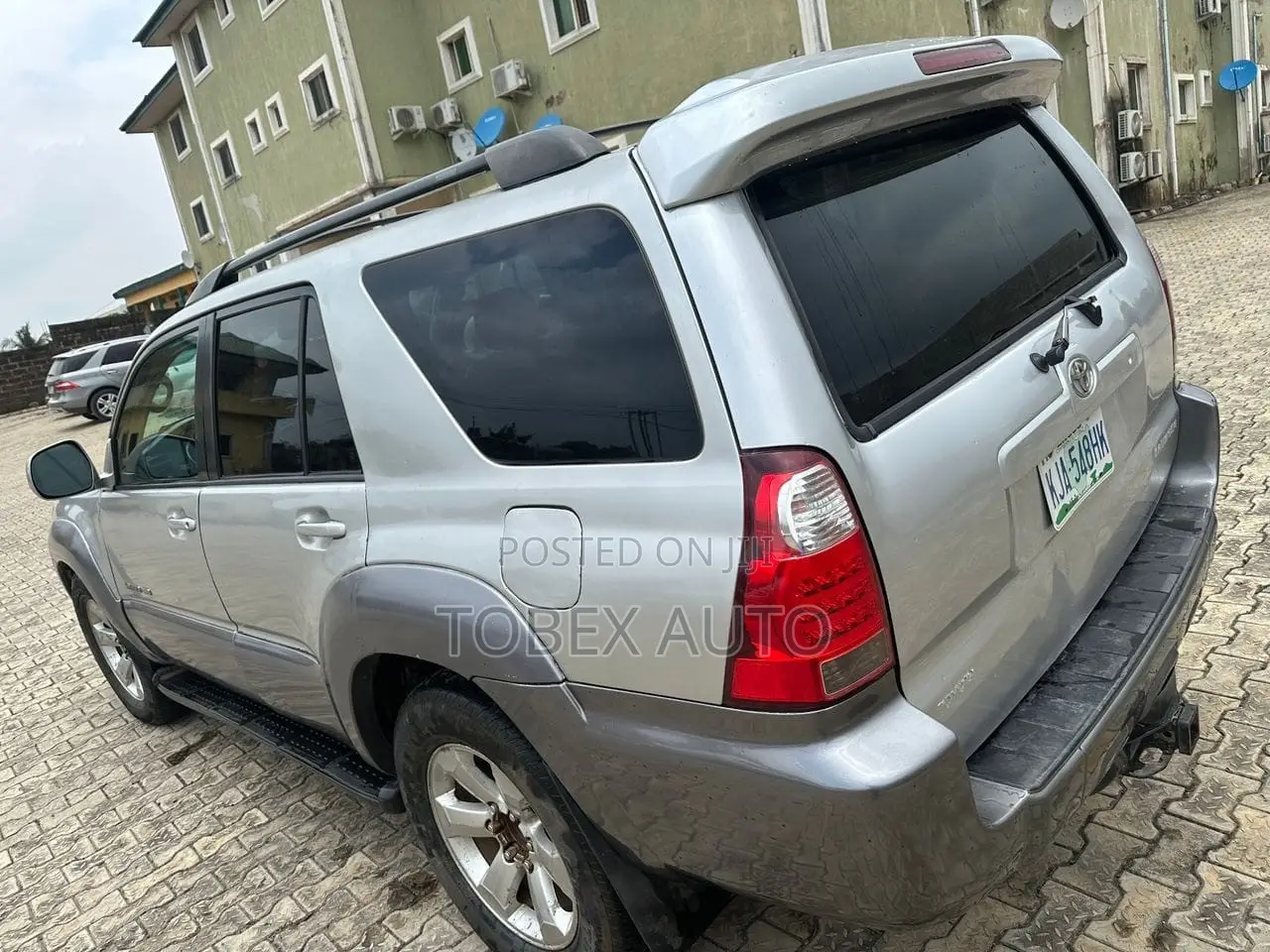 Toyota 4-Runner SR5 V8 2006 Silver