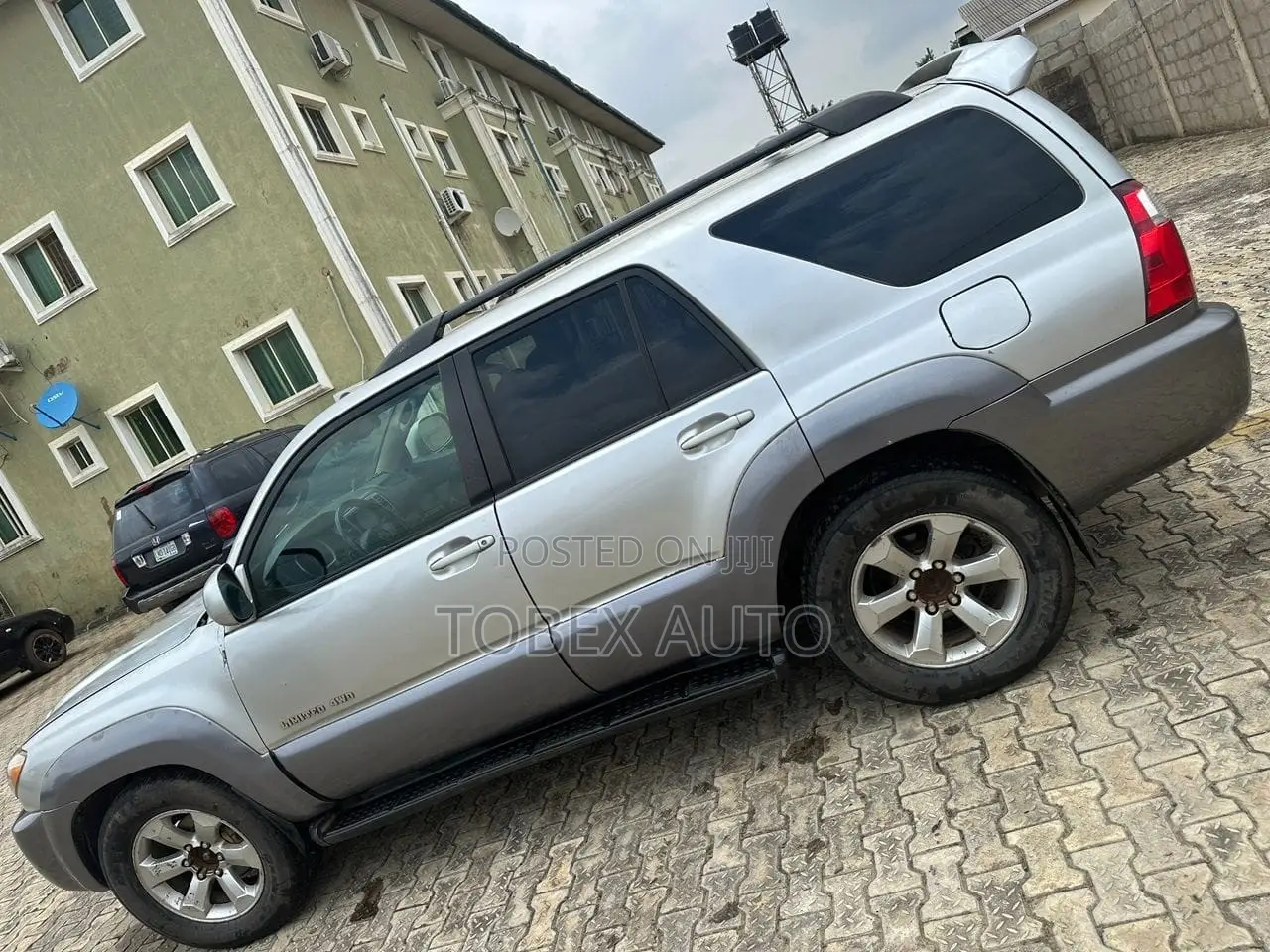 Toyota 4-Runner SR5 V8 2006 Silver