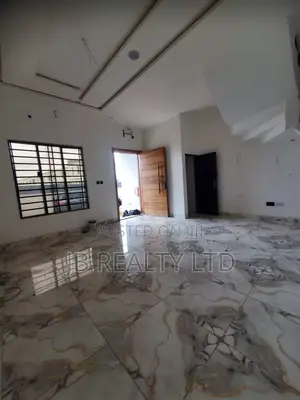 3bdrm Duplex in General Paint, Ajah for rent