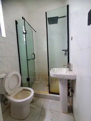 3bdrm Duplex in General Paint, Ajah for rent