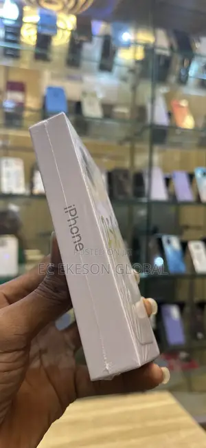 New Apple iPhone 16 256 GB White